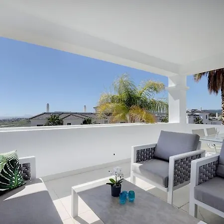 Apartment 2 Bed At Hills With Great Sea Views! Estepona