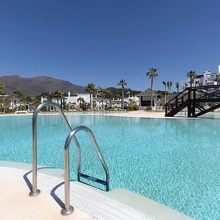 Apartment 2 Bed At Hills With Great Sea Views! Estepona