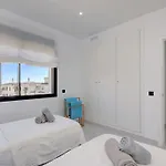2 Bed At Hills With Great Sea Views! * Estepona